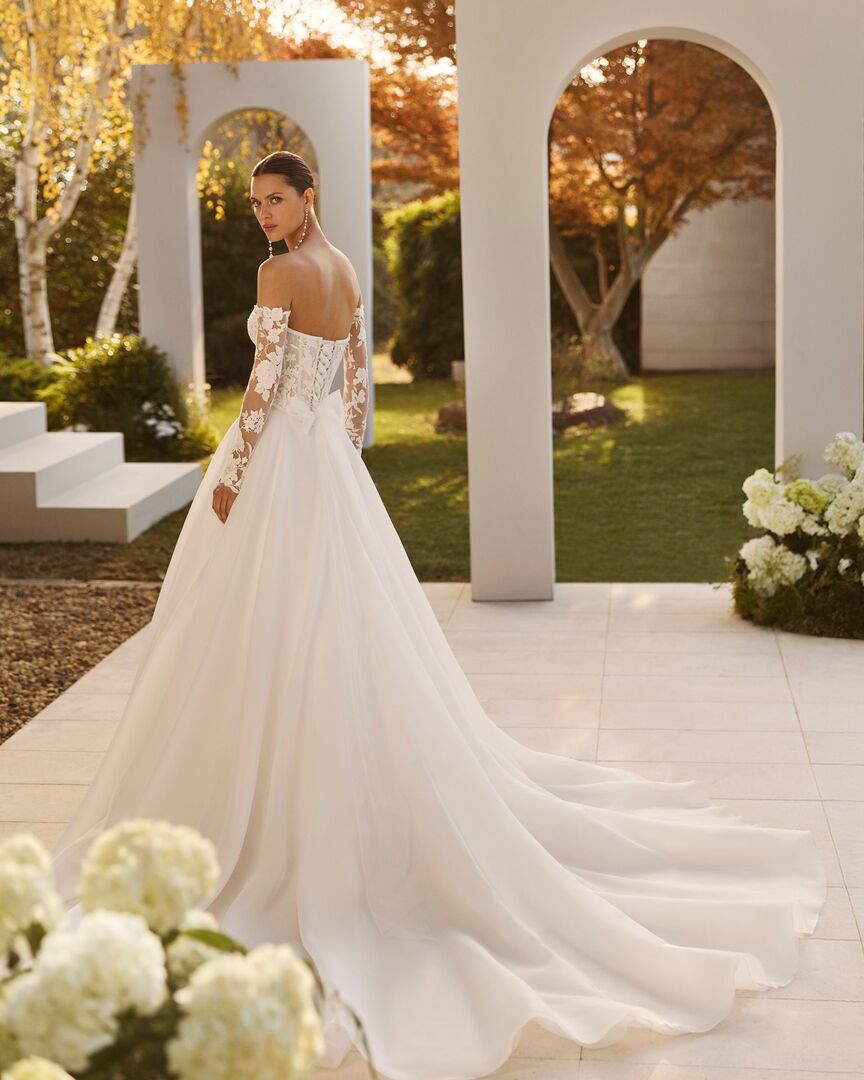 Rückenansicht Brautkleid A-Linie Carmen H9851