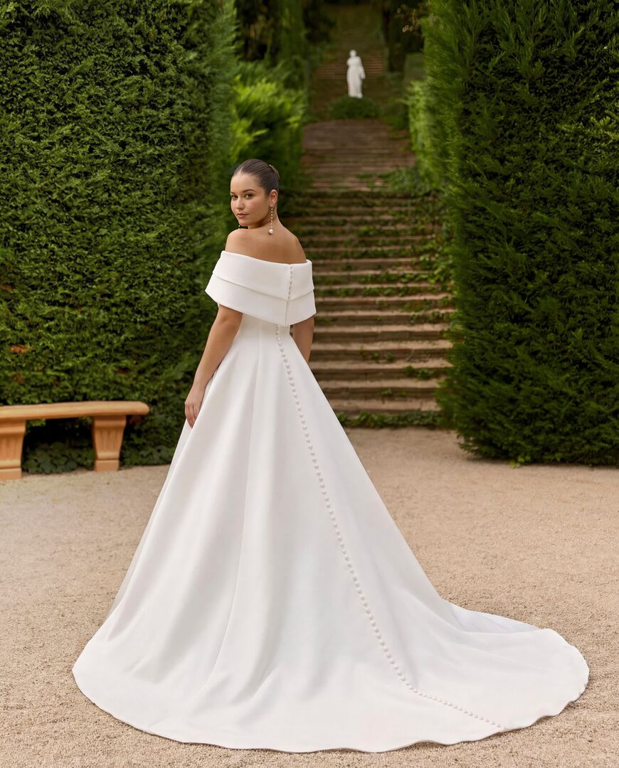 Rückenansicht Brautkleid A-Linie Carmen H9886