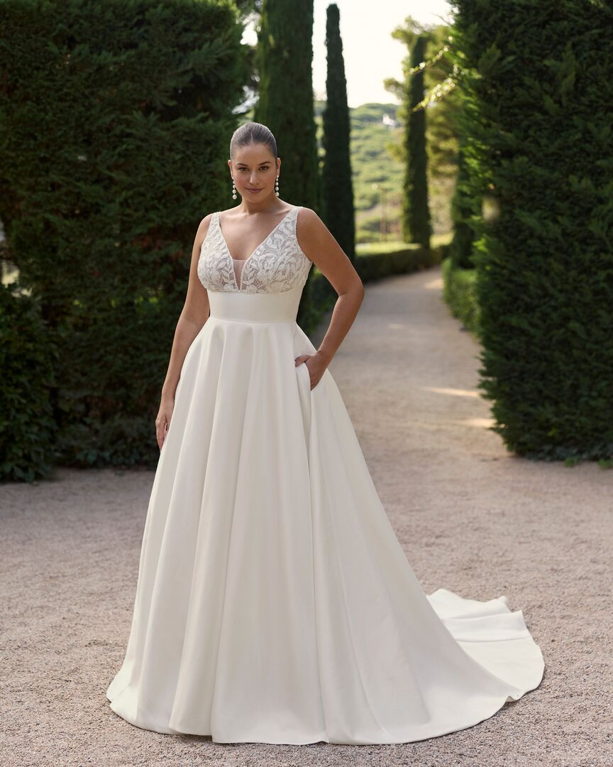 Rückenansicht Brautkleid A-Linie V-Ausschnitt H9888