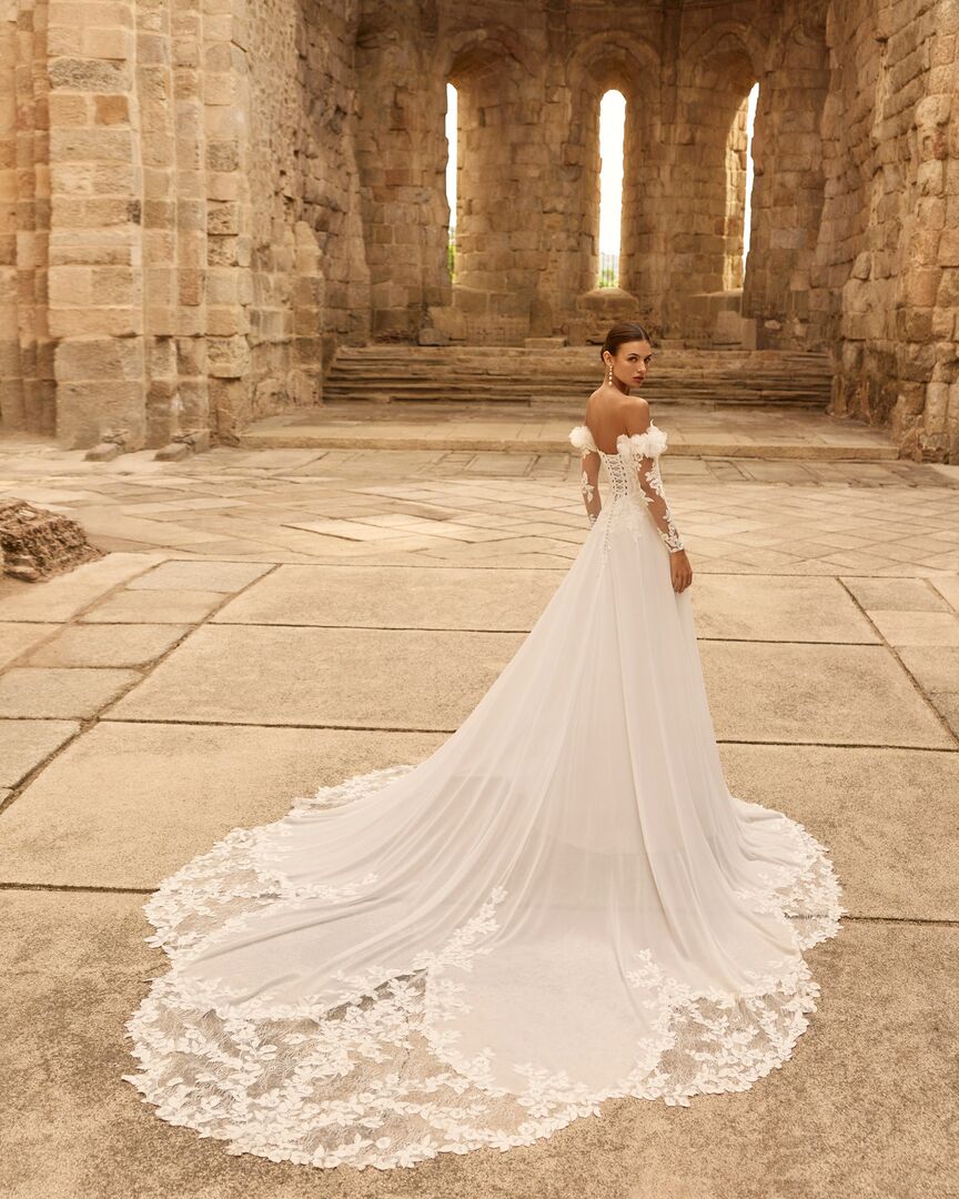 Rückenansicht Brautkleid A-Linie Herzausschnitt H9892