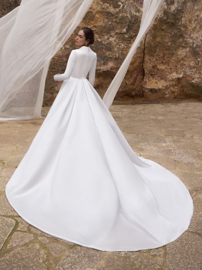 Rückenansicht Brautkleid A-Linie Langarm H9911