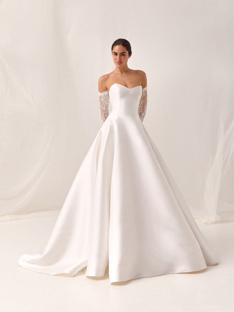 Rückenansicht Brautkleid A-Linie Herzausschnitt H9913